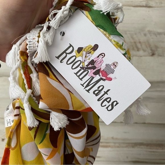 NWT Hawaiian Floral Tassel Kimono Medium - Picture 5 of 8